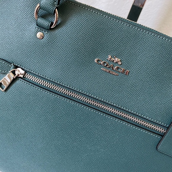 Coach Gallery Top Zip Tote 79608 - Picture 2 of 8